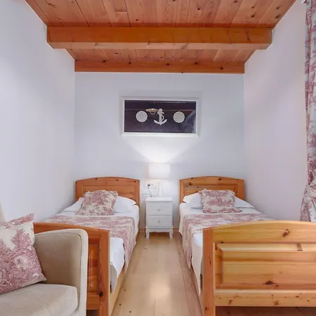 Villatonka Auf Der Insel Krk- By Interhome * Malinska