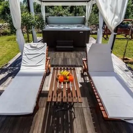 Villatonka Auf Der Insel Krk- By Interhome Сasa de vacaciones *